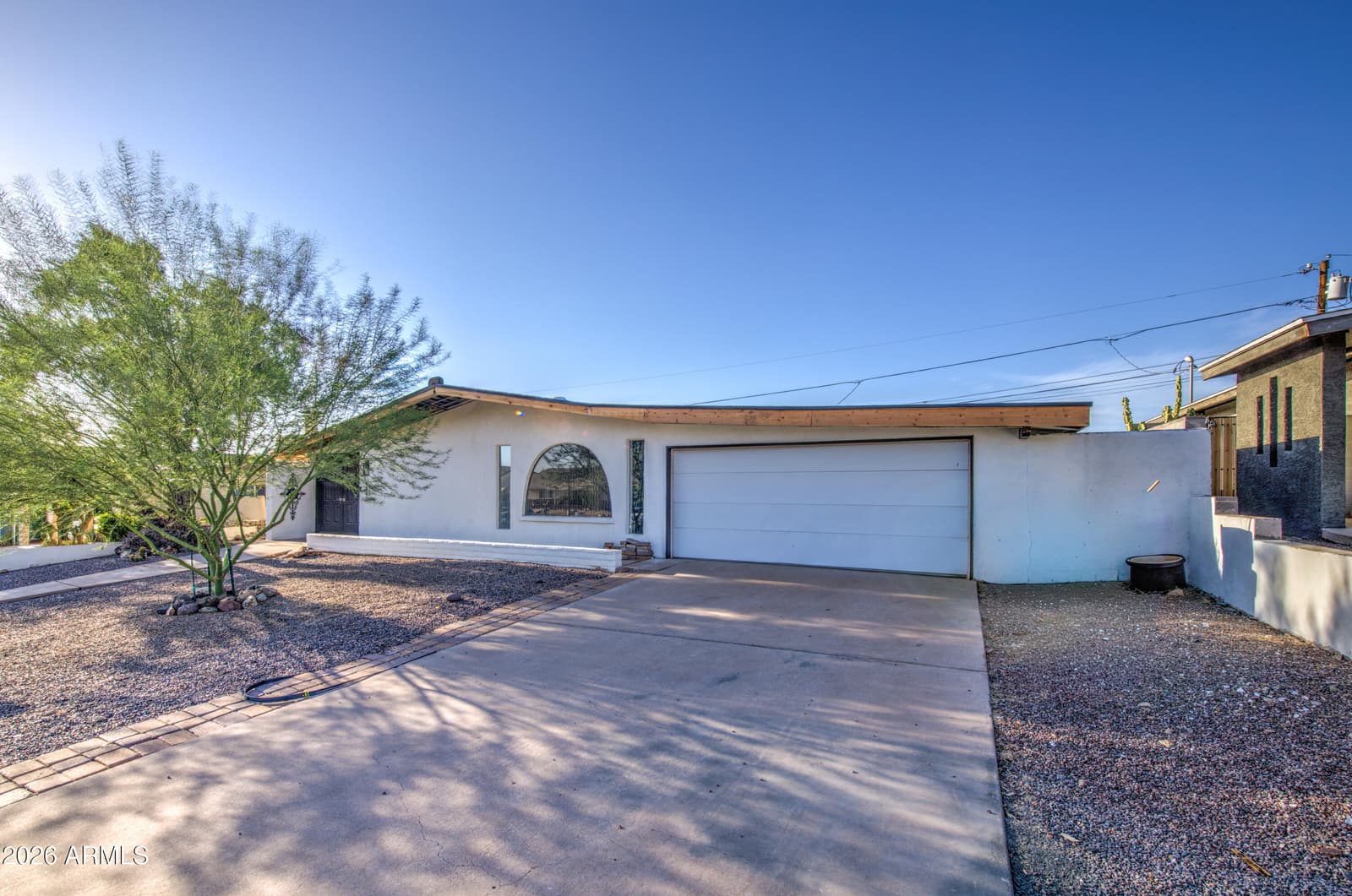 1340 E Townley Avenue, Phoenix, AZ 85020 — photo 5 of 49