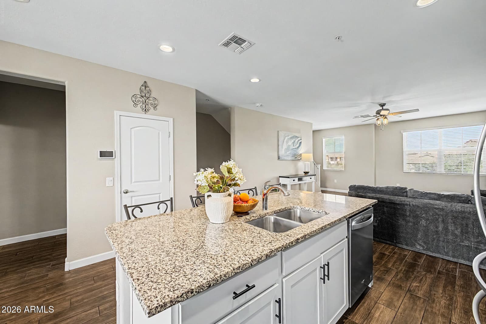 1255 N Arizona Avenue 1227, Chandler, AZ 85225 — photo 13 of 27