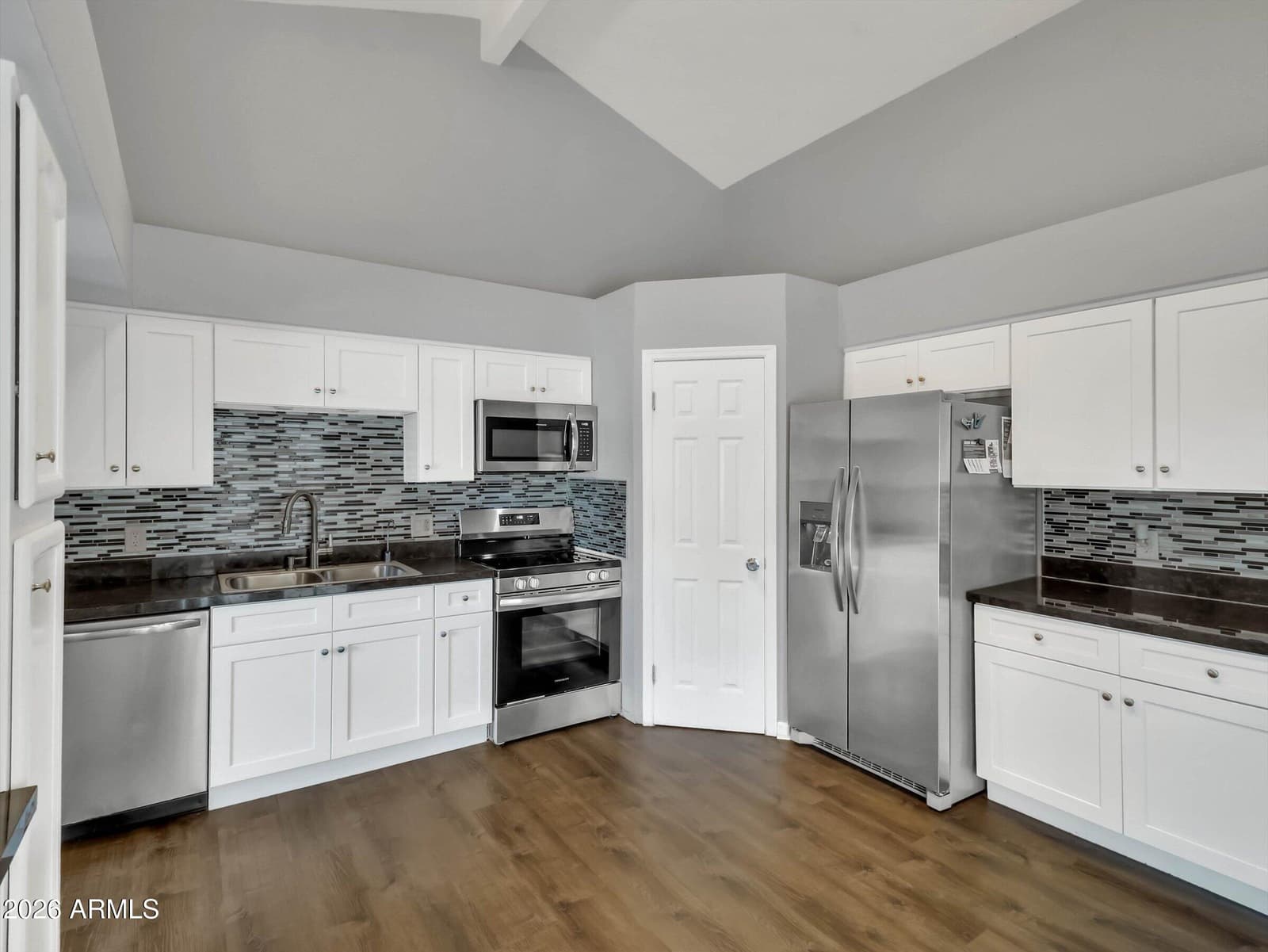 2604 S Siesta Drive, Tempe, AZ 85282 — photo 16 of 48
