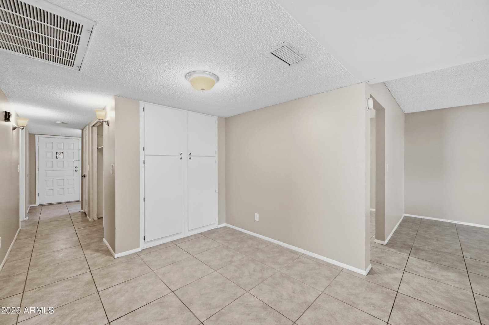 520 N Hobson Plaza, Mesa, AZ 85203 — photo 12 of 46