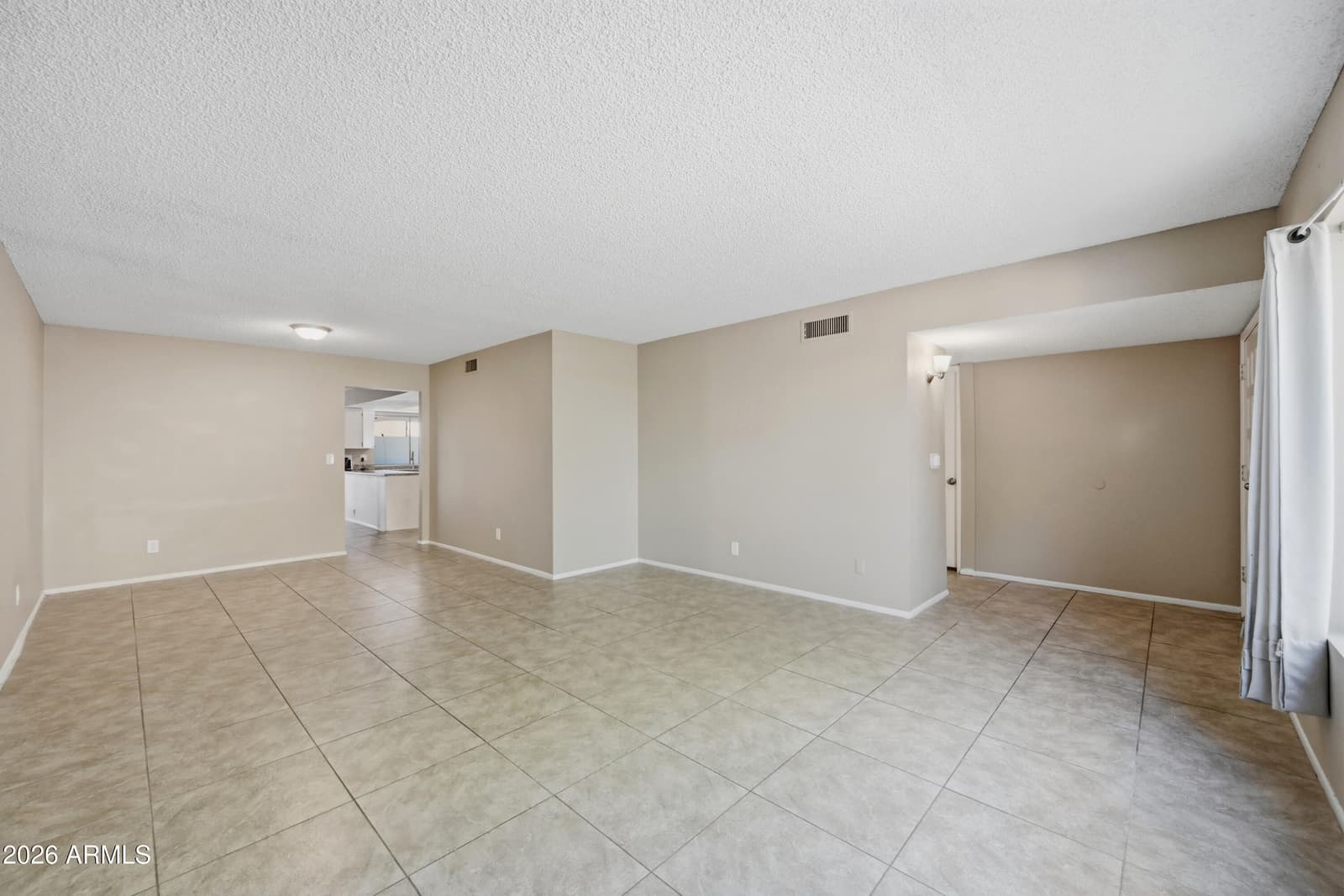 520 N Hobson Plaza, Mesa, AZ 85203 — photo 16 of 46