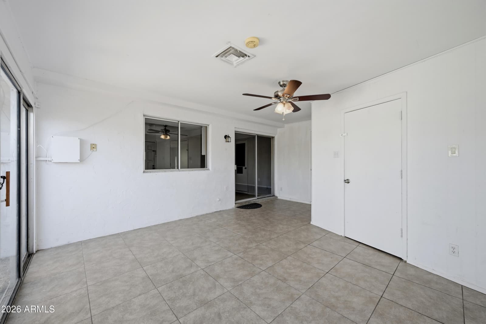 520 N Hobson Plaza, Mesa, AZ 85203 — photo 10 of 46