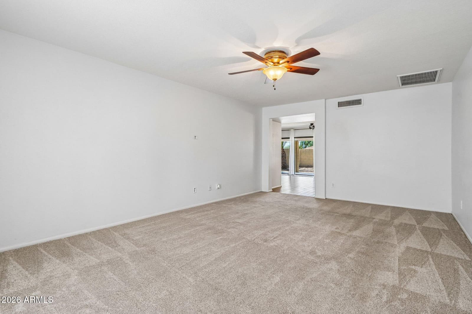 5502 S Hazelton Lane, Tempe, AZ 85283 — photo 6 of 33