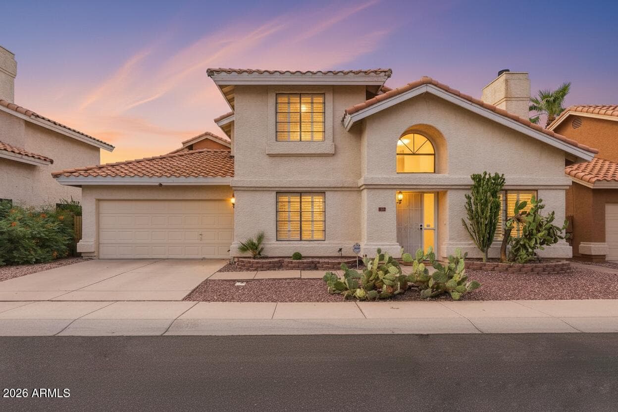 31 W Hancock Avenue, Gilbert, AZ 85233 — photo 1 of 30