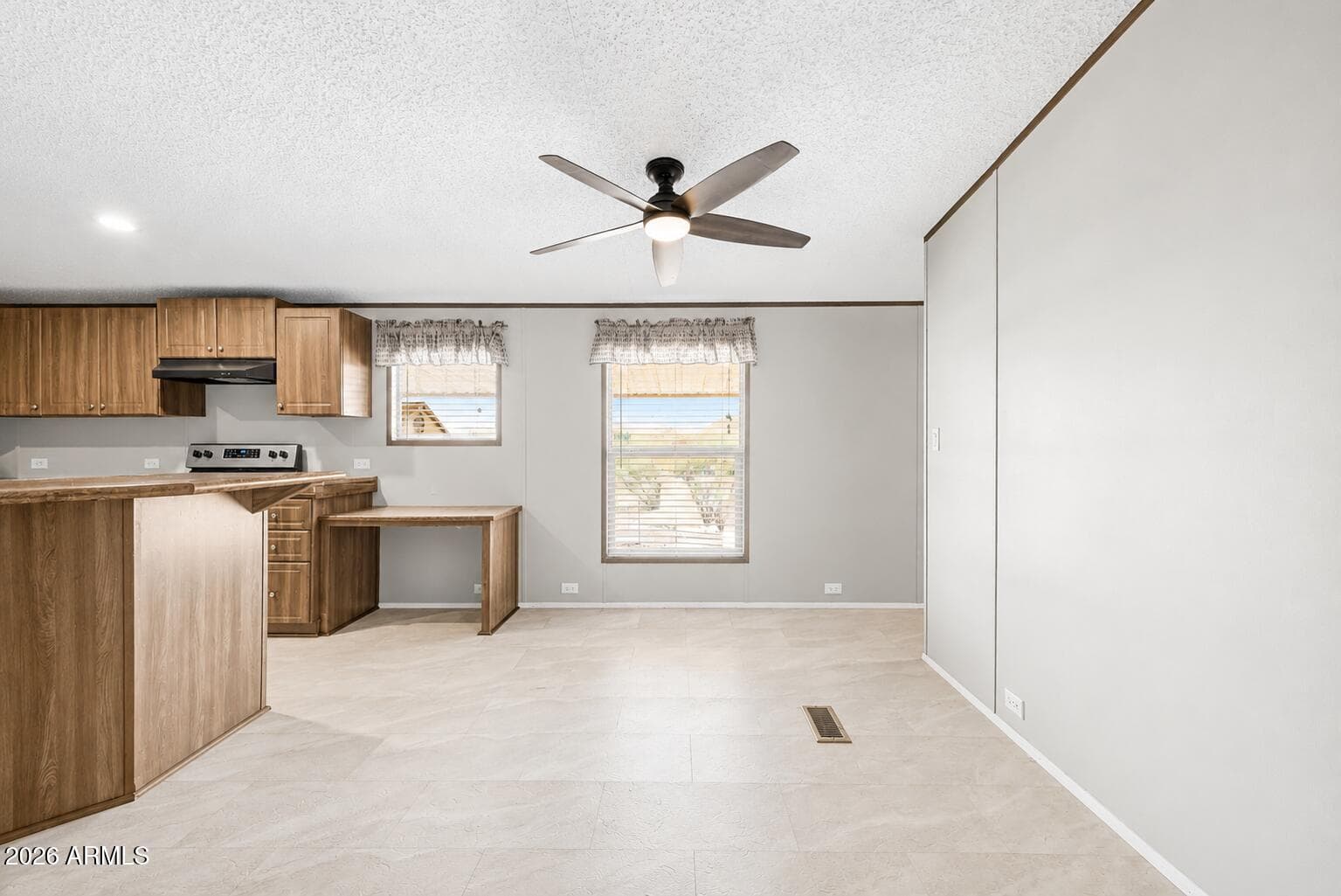 28805 N 213th Avenue, Wittmann, AZ 85361 — photo 8 of 20