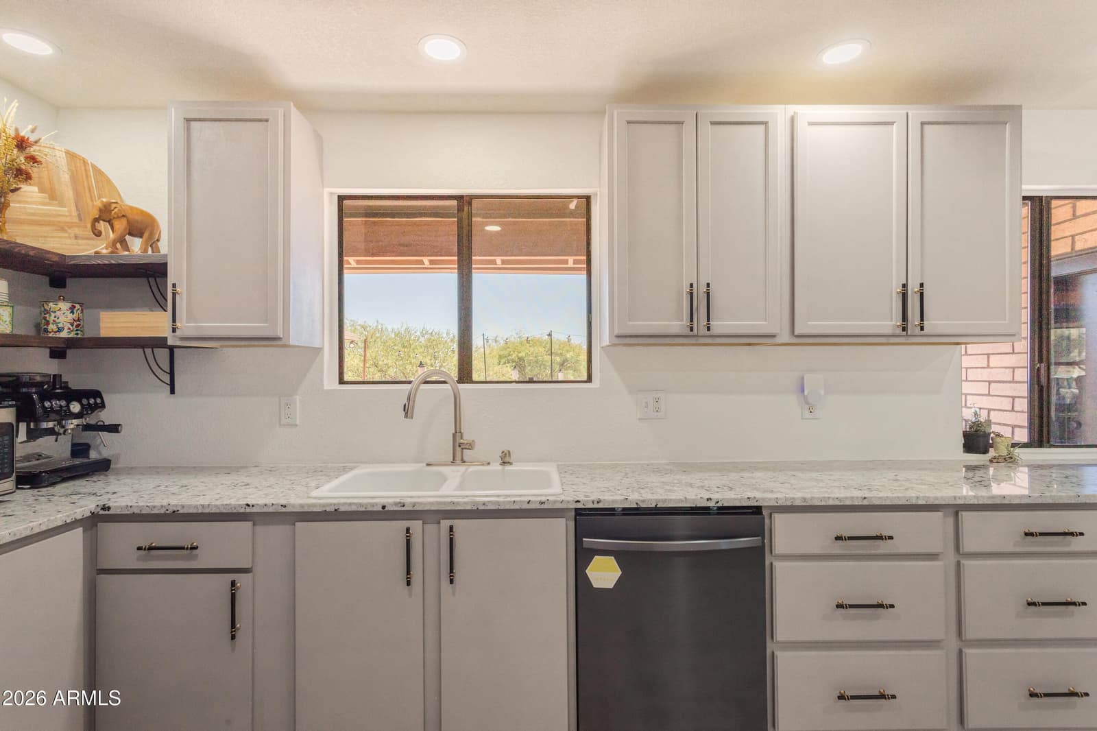 5508 S Laguna Avenue, Sierra Vista, AZ 85650 — photo 18 of 46