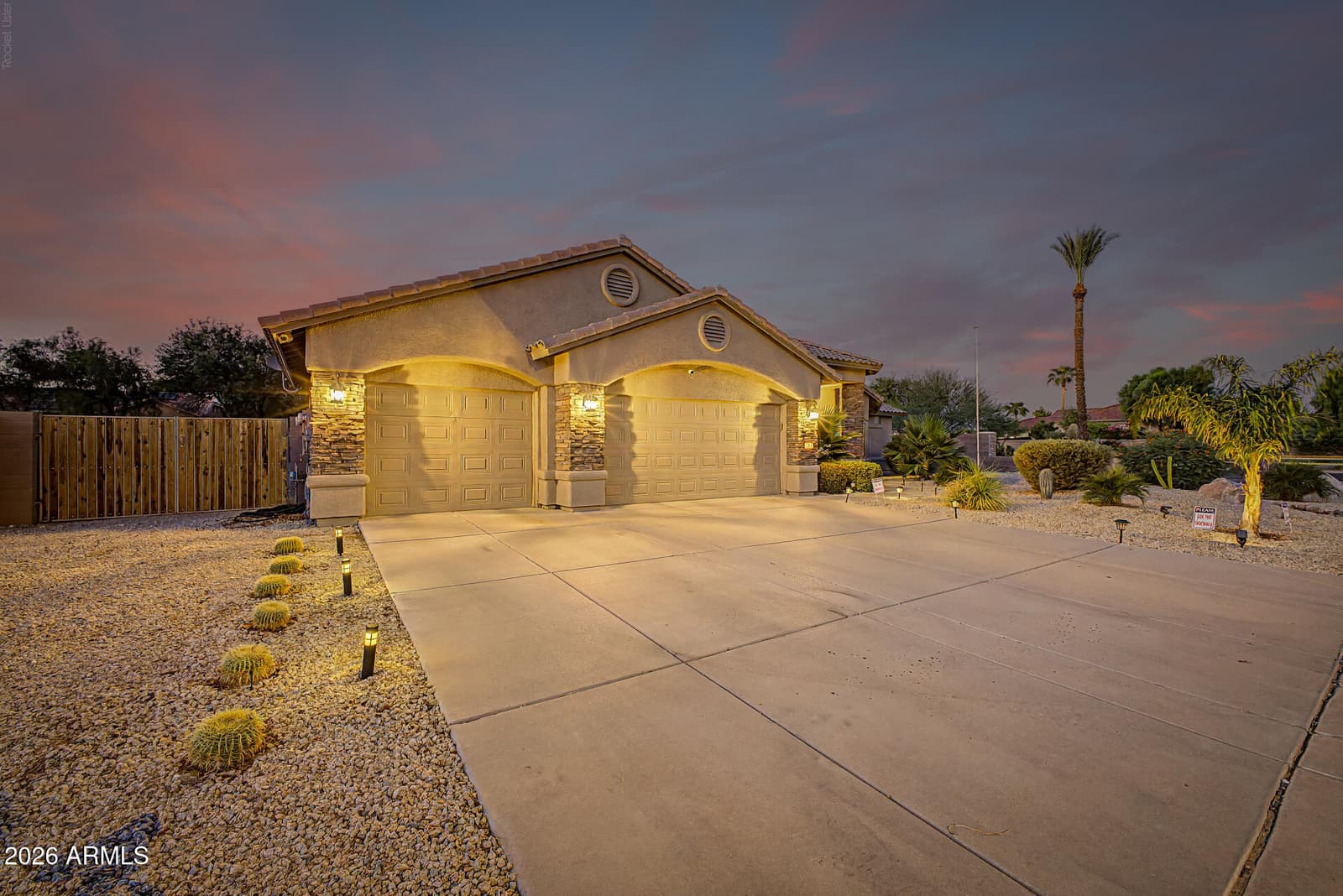 240 E Pebble Trail, Casa Grande, AZ 85122 — photo 4 of 54