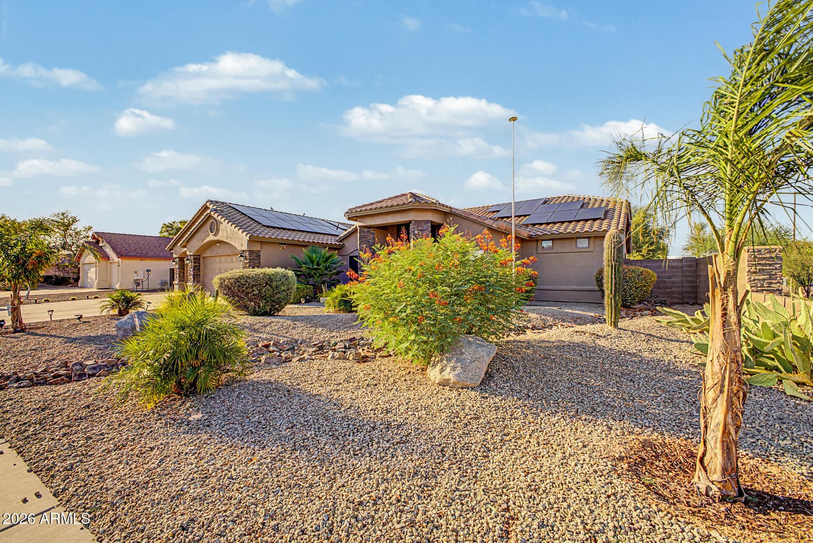 240 E Pebble Trail, Casa Grande, AZ 85122 — photo 9 of 54