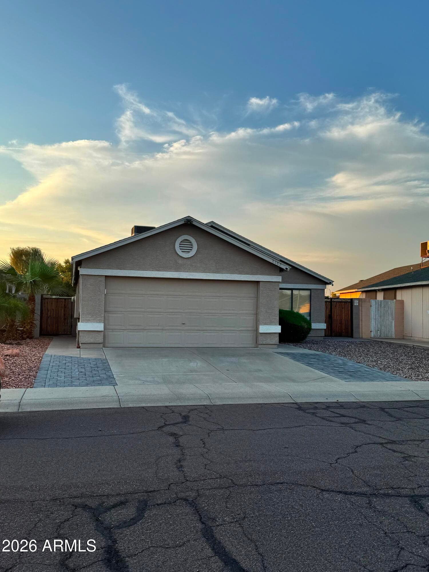 3152 W Crest Lane, Phoenix, AZ 85027 — photo 8 of 22