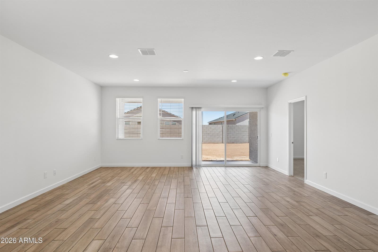 3127 W Sonrisa Avenue, Apache Junction, AZ 85120 — photo 5 of 37