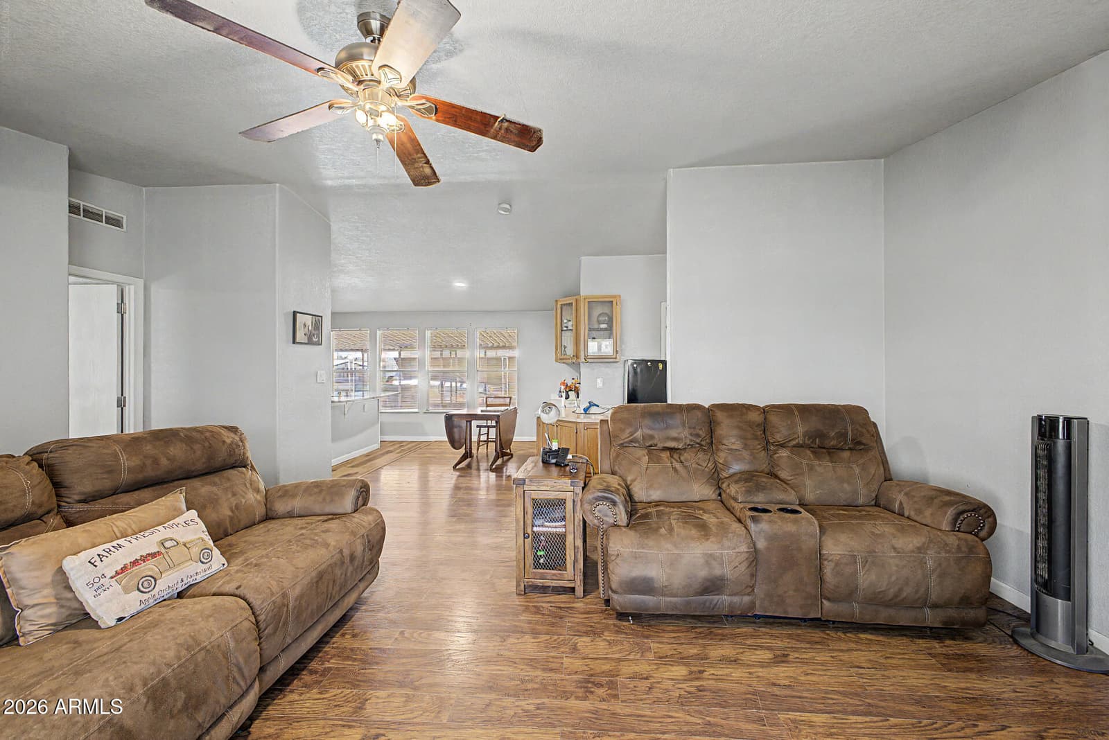5540 E Baywood Avenue, Mesa, AZ 85206 — photo 8 of 27