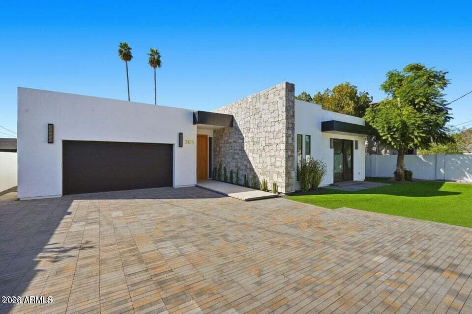 3106 N VALENCIA Lane, Phoenix, AZ 85018