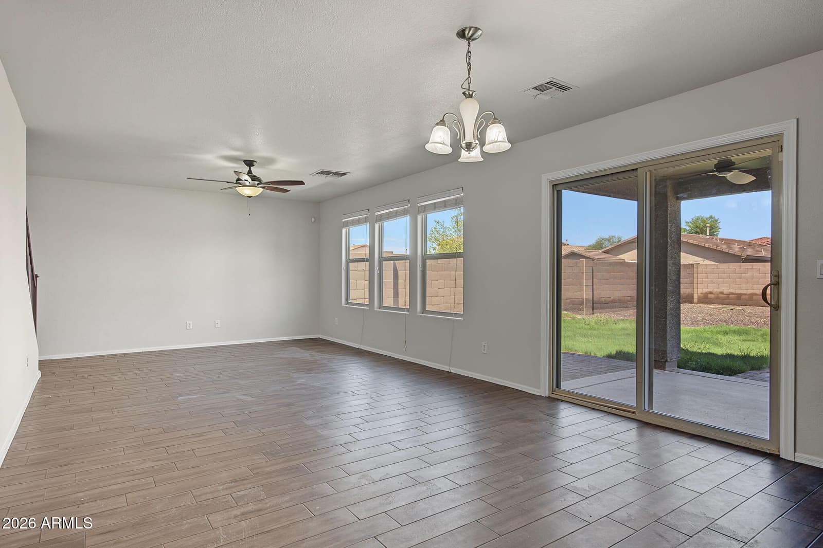 1084 E Kelsi Avenue, San Tan Valley, AZ 85140 — photo 8 of 31