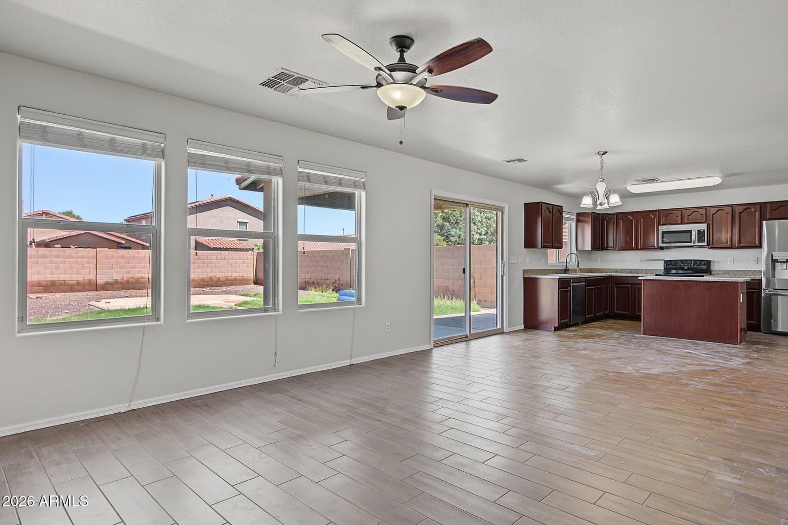 1084 E Kelsi Avenue, San Tan Valley, AZ 85140 — photo 11 of 31