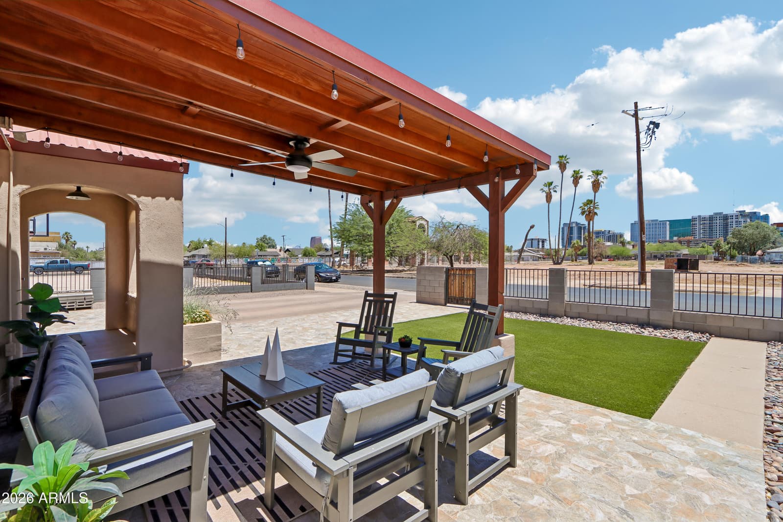512 N 9th Avenue, Phoenix, AZ 85007 — photo 7 of 56