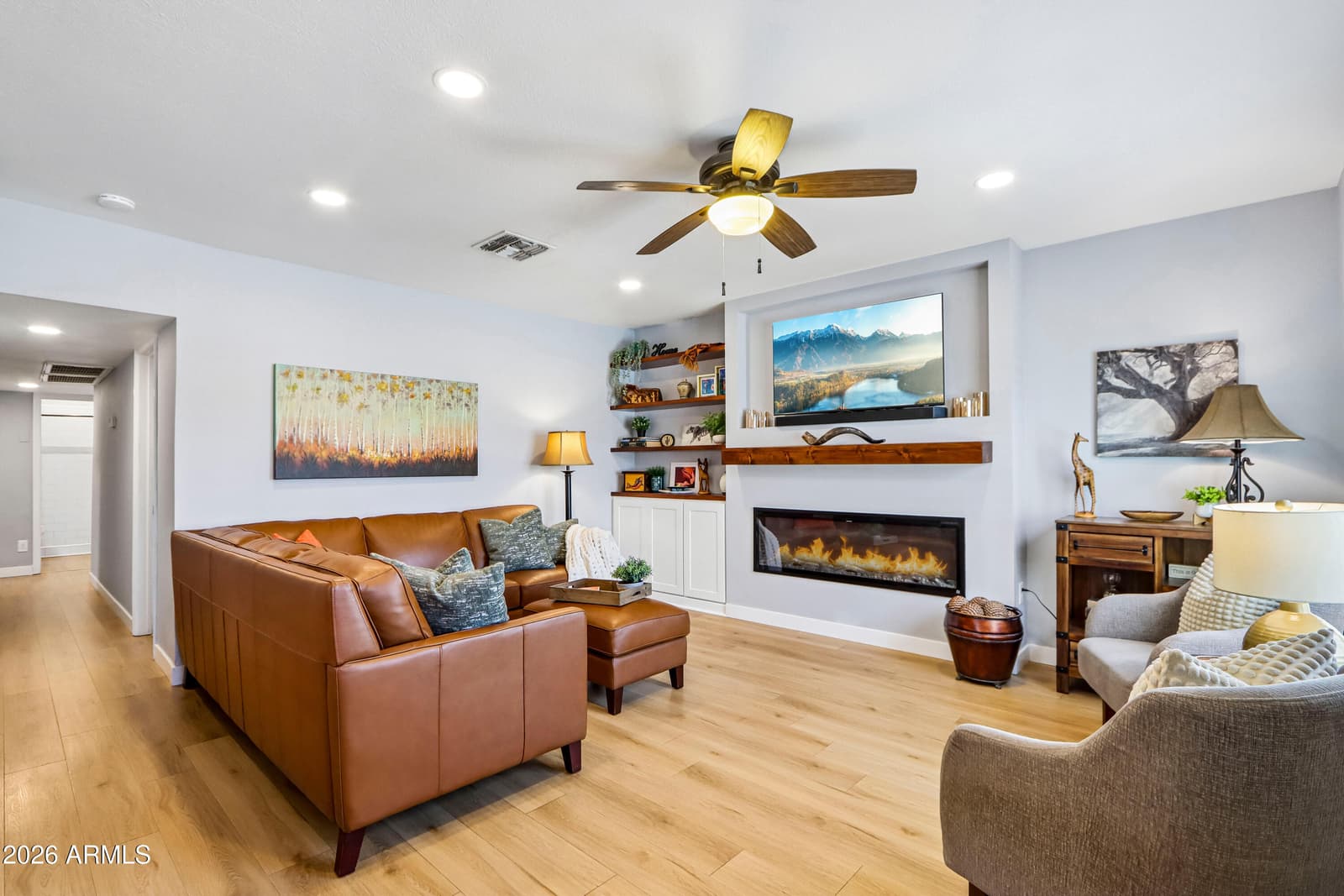512 N 9th Avenue, Phoenix, AZ 85007 — photo 13 of 56