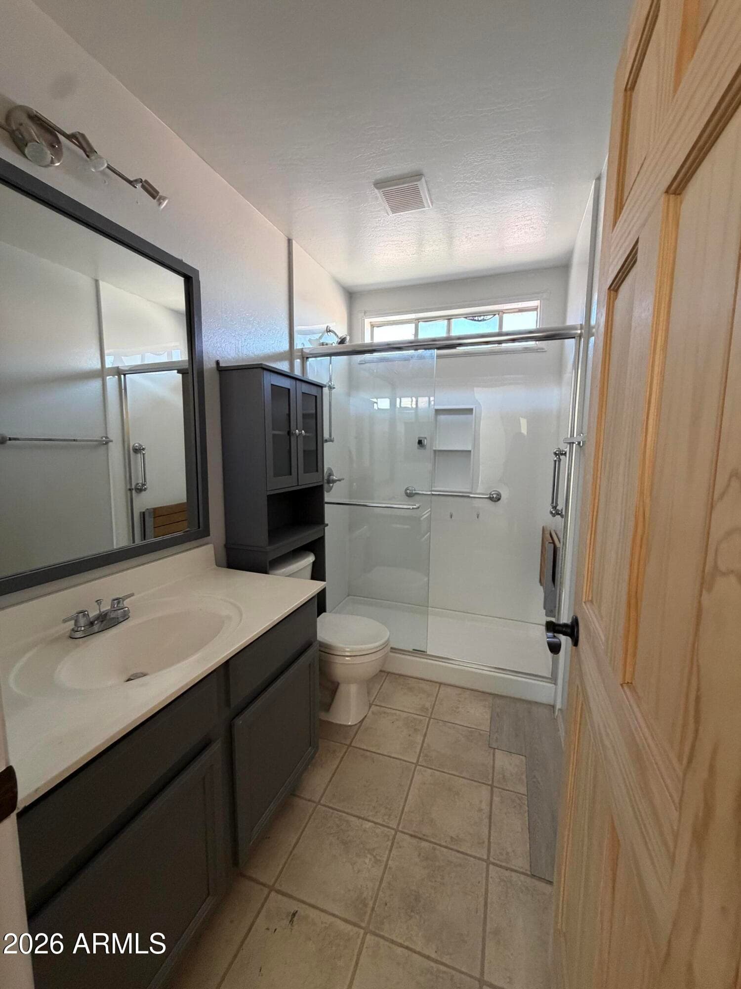 7245 S 41st Drive, Phoenix, AZ 85041 — photo 17 of 34