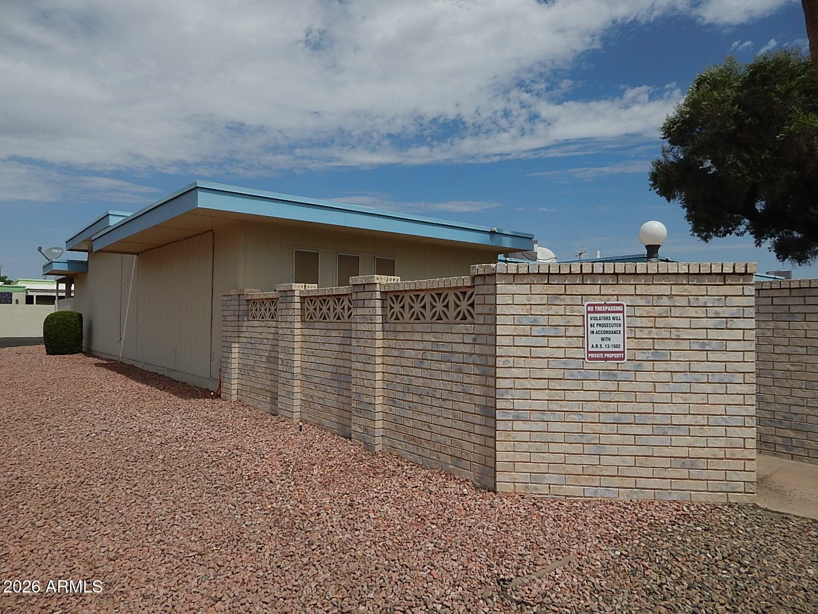10978 W Coggins Drive, Sun City, AZ 85351 — photo 4 of 15