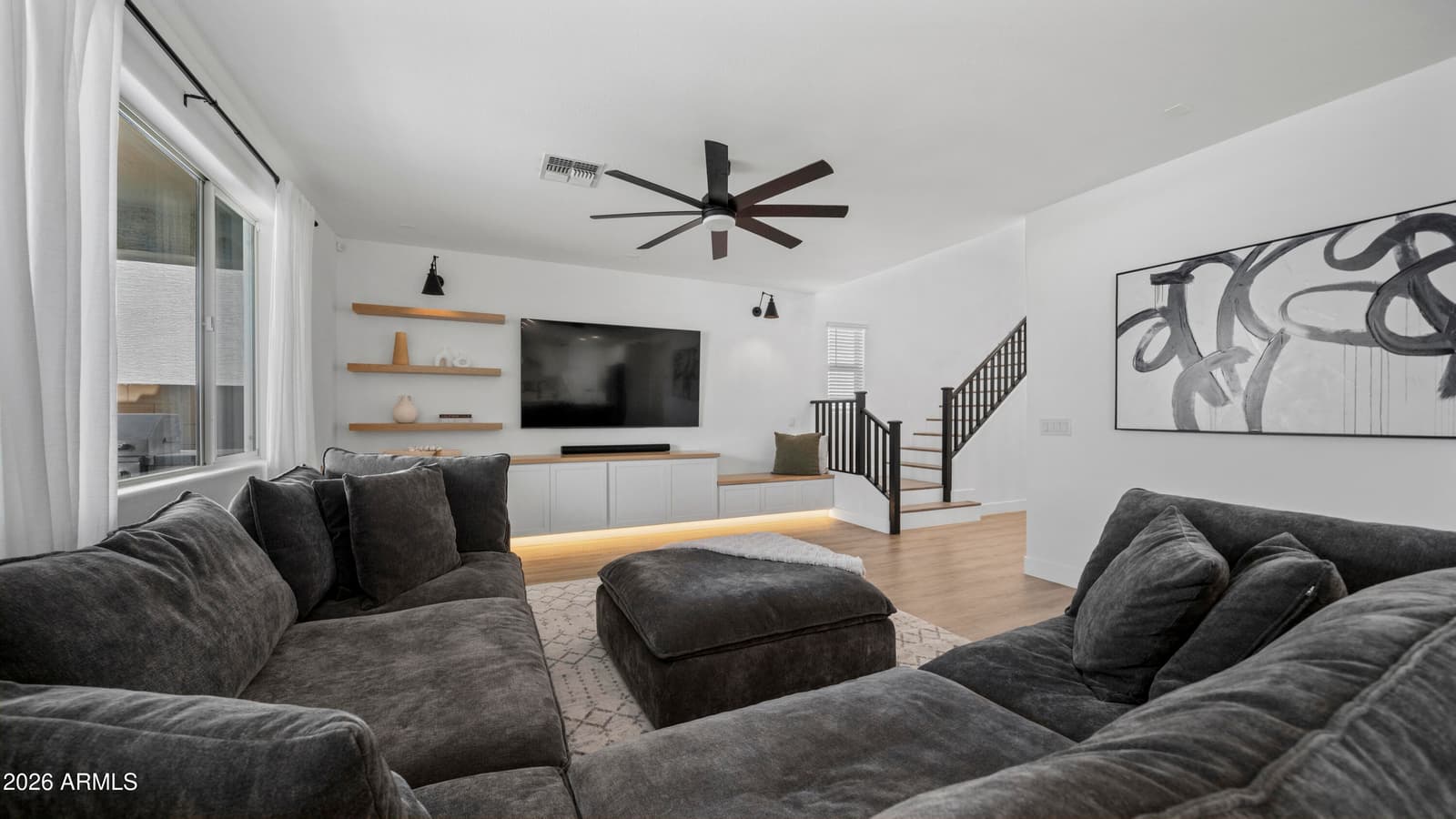 7516 W Odeum Lane, Phoenix, AZ 85043 — photo 12 of 56