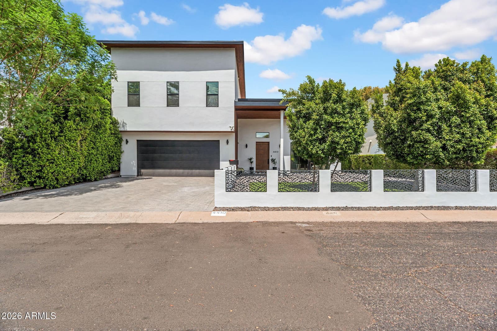 4410 E Turney Avenue, Phoenix, AZ 85018 — photo 2 of 46