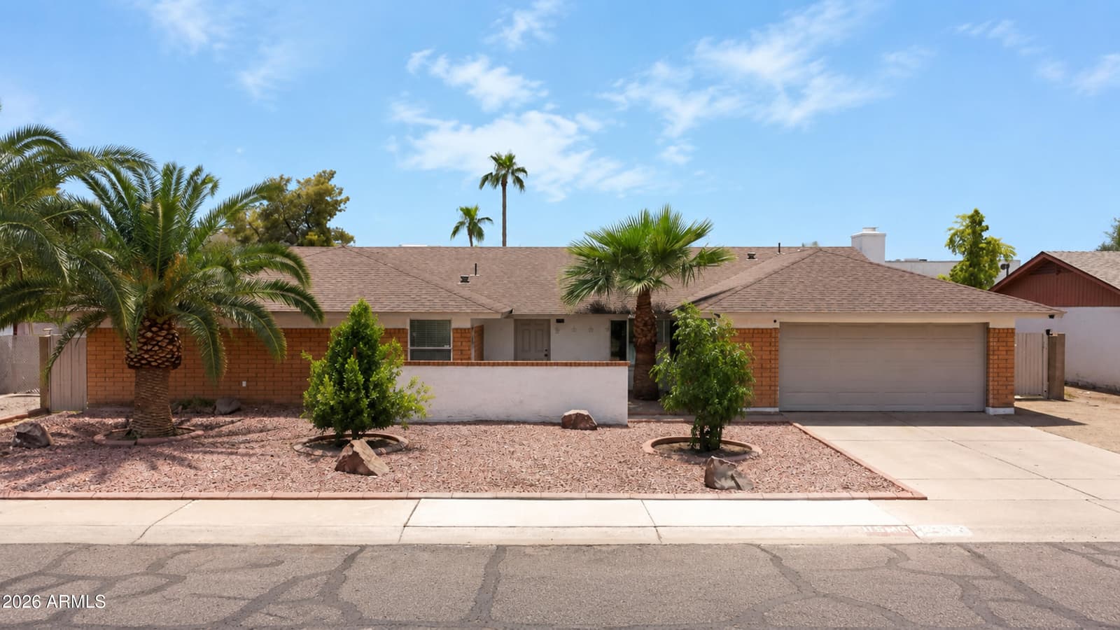 4237 W Hartford Avenue, Glendale, AZ 85308 — photo 2 of 34