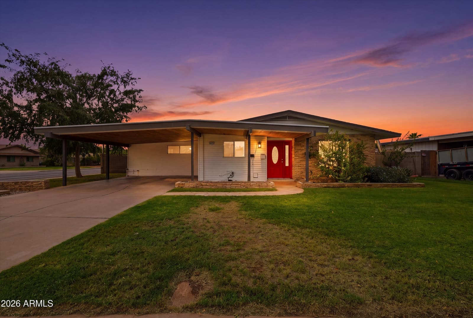 3101 W Ocotillo Road, Phoenix, AZ 85017 — photo 1 of 31