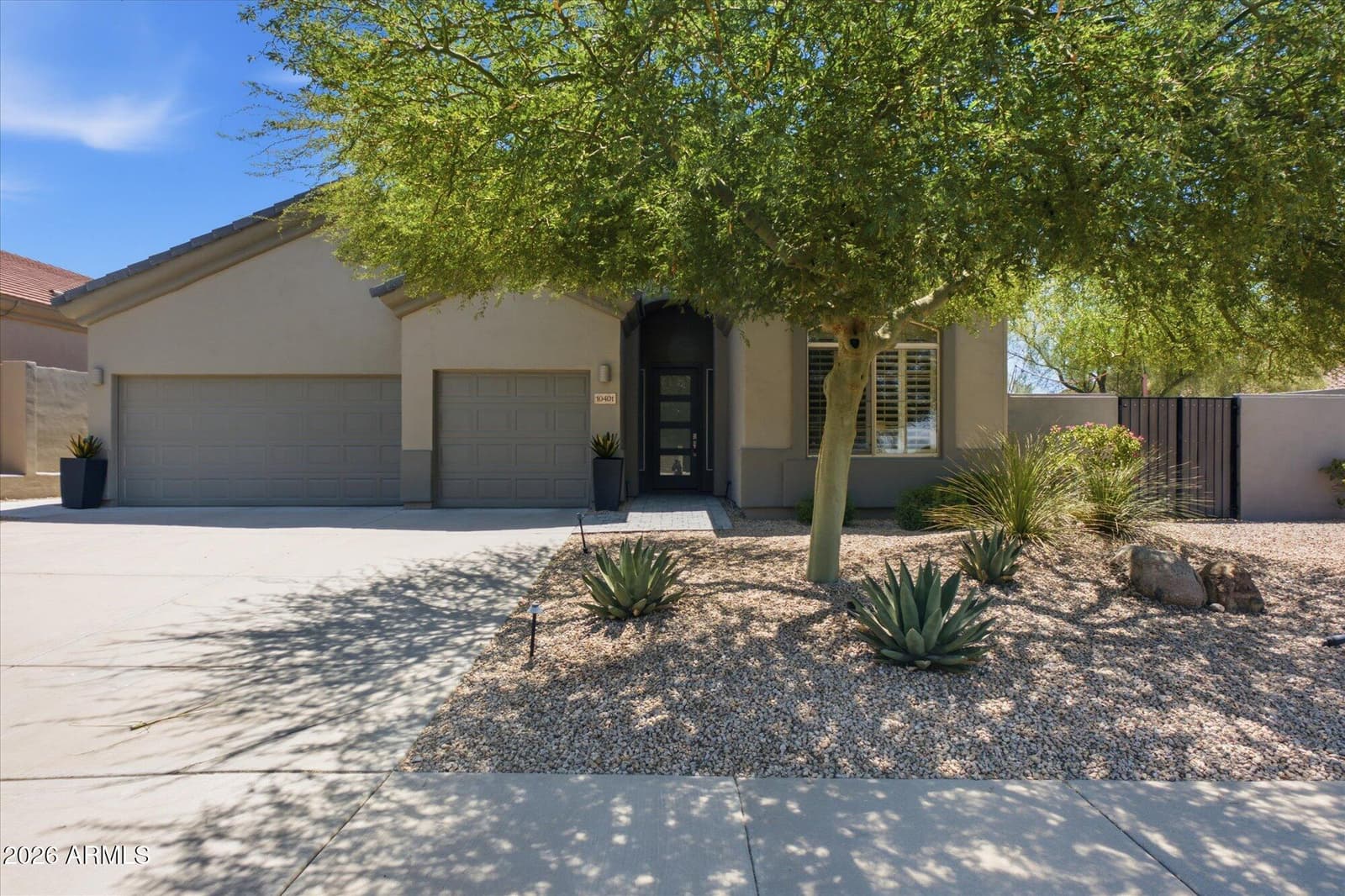 10401 E Helm Drive, Scottsdale, AZ 85255 — photo 2 of 32