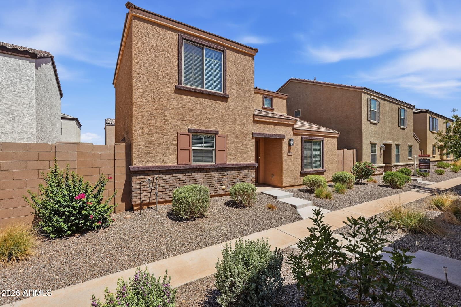 3923 S 82nd Drive, Phoenix, AZ 85043 — photo 2 of 38