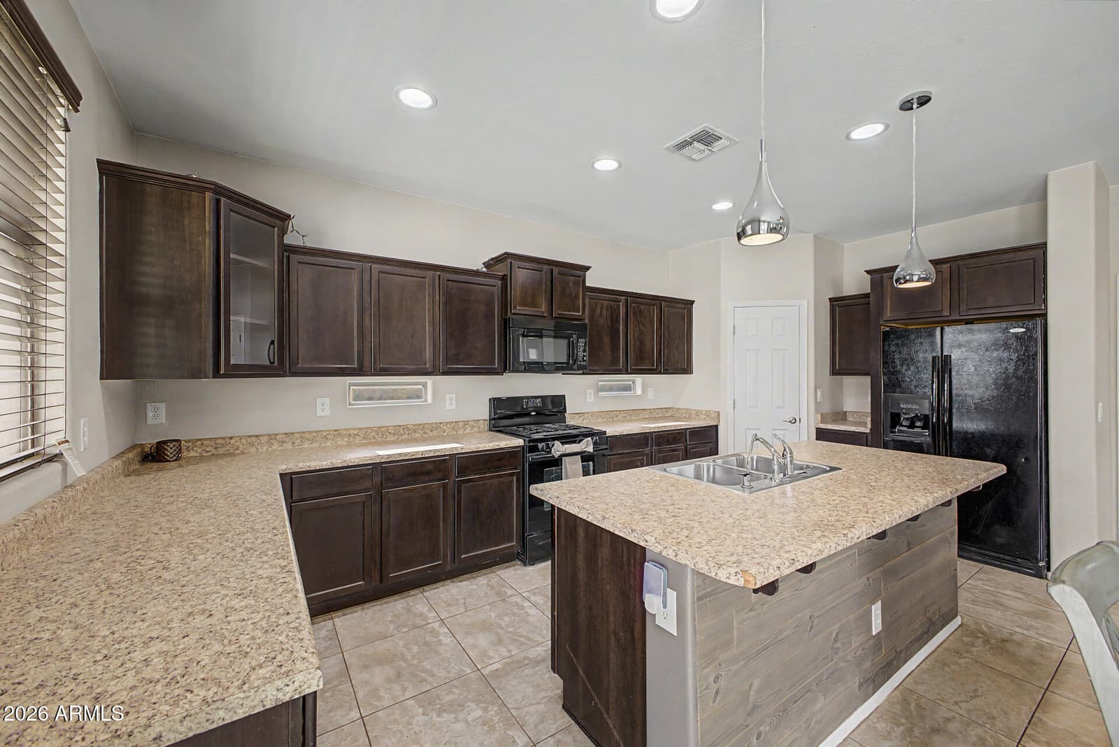 10903 E Quade Avenue, Mesa, AZ 85212 — photo 10 of 39