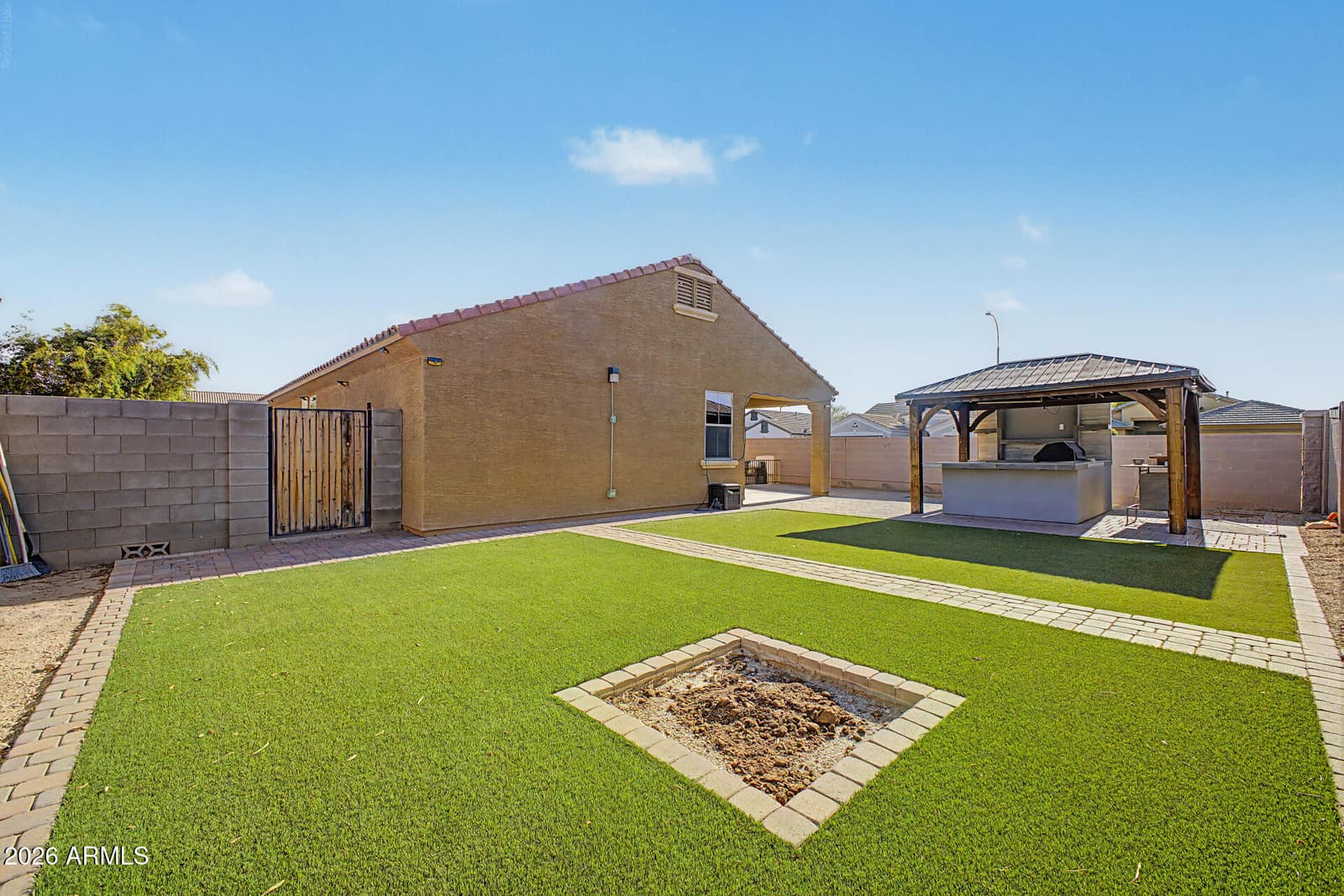 12238 W Superior Avenue, Tolleson, AZ 85353 — photo 4 of 32