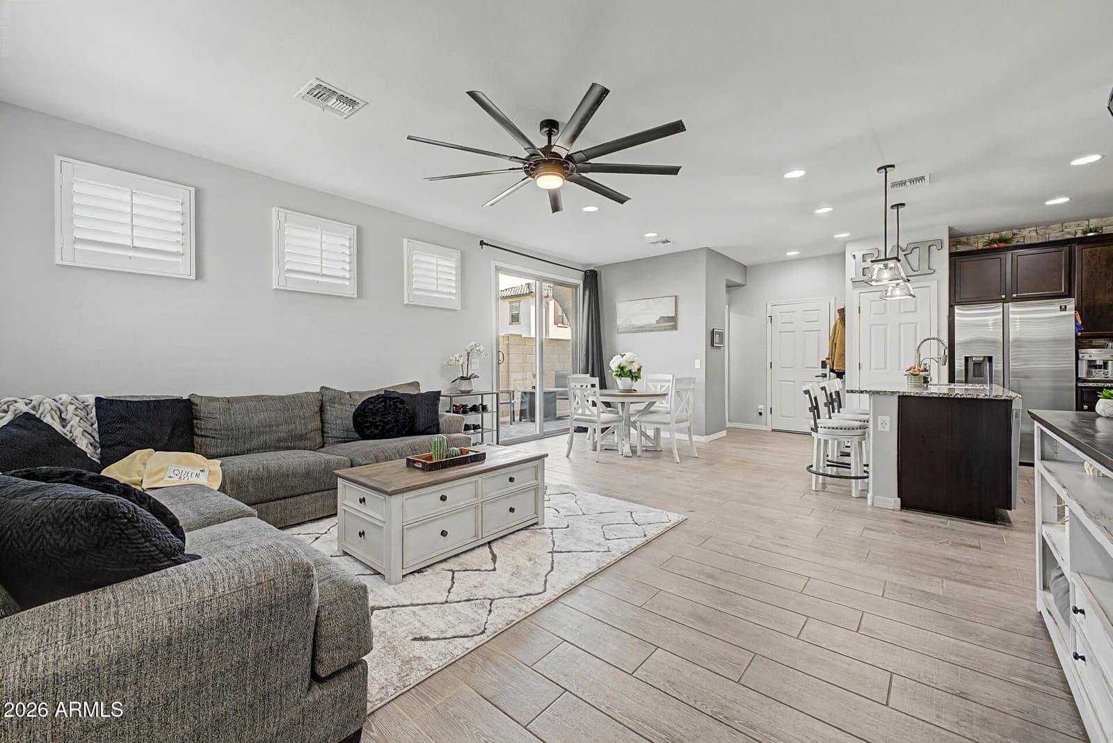 8231 E Inverness Avenue, Mesa, AZ 85209 — photo 3 of 76