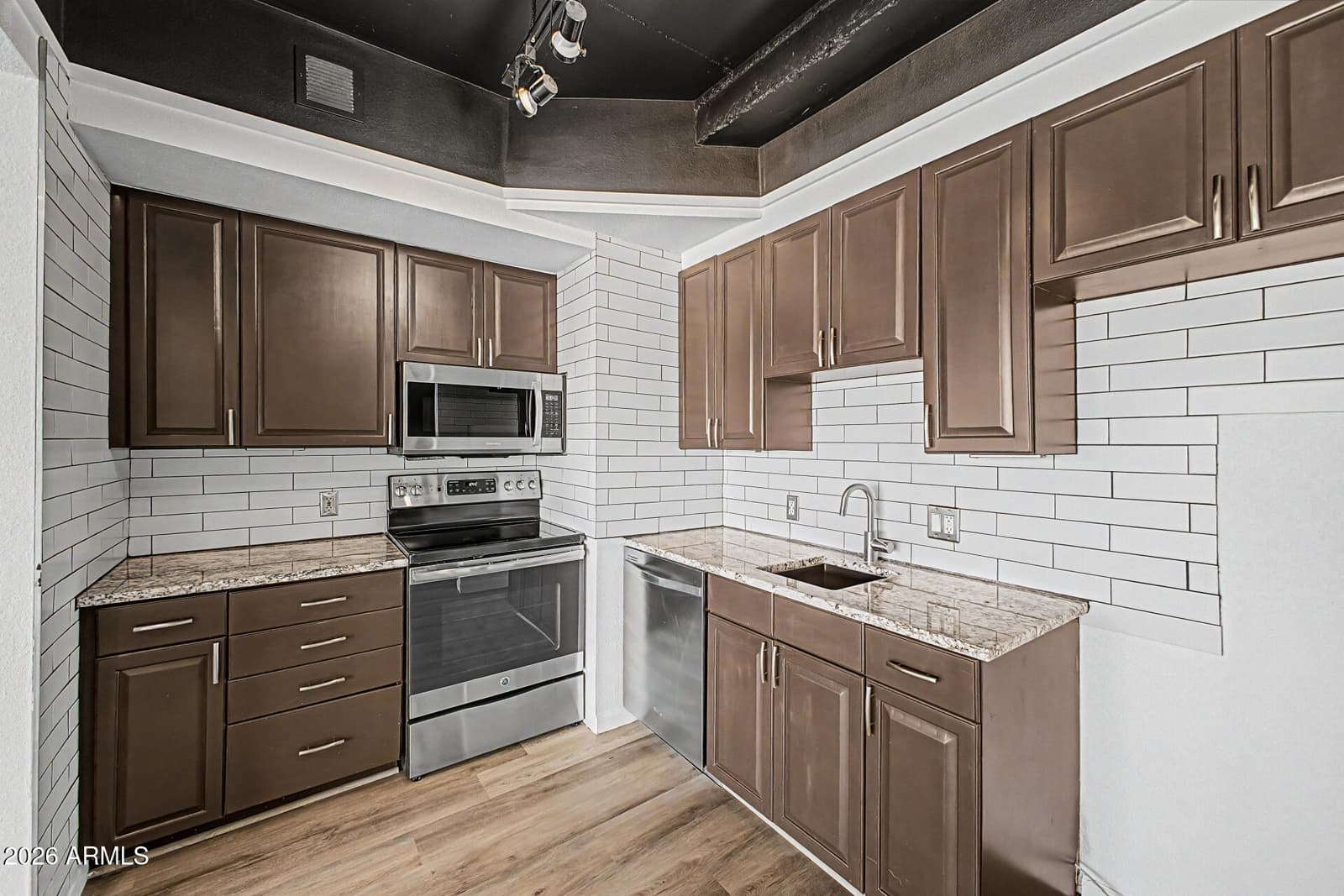 4750 N Central Avenue 3A, Phoenix, AZ 85012 — photo 9 of 27