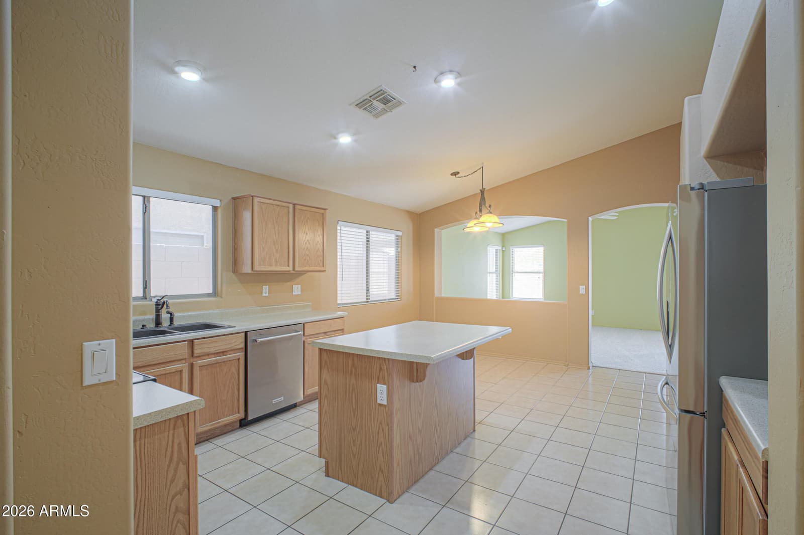 1579 E Eagle Court, Casa Grande, AZ 85122 — photo 8 of 40