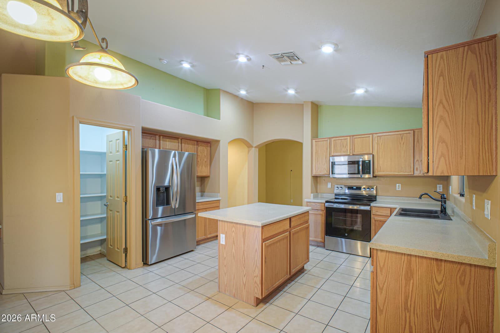 1579 E Eagle Court, Casa Grande, AZ 85122 — photo 10 of 40