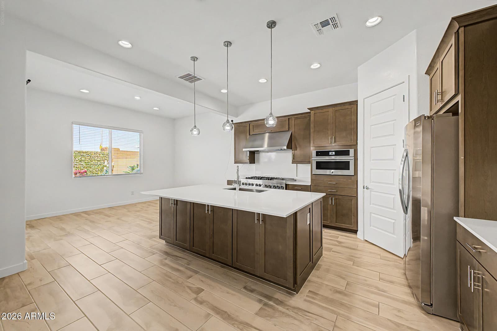 25832 N 77th Drive, Peoria, AZ 85383 — photo 15 of 48