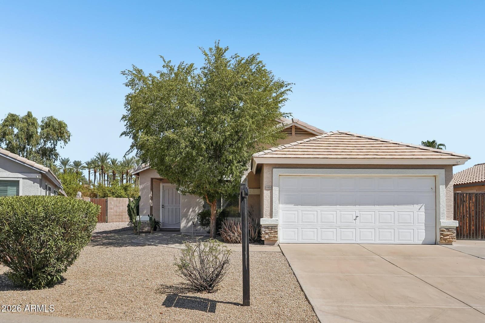 15984 W Smokey Drive, Surprise, AZ 85374 — photo 2 of 40