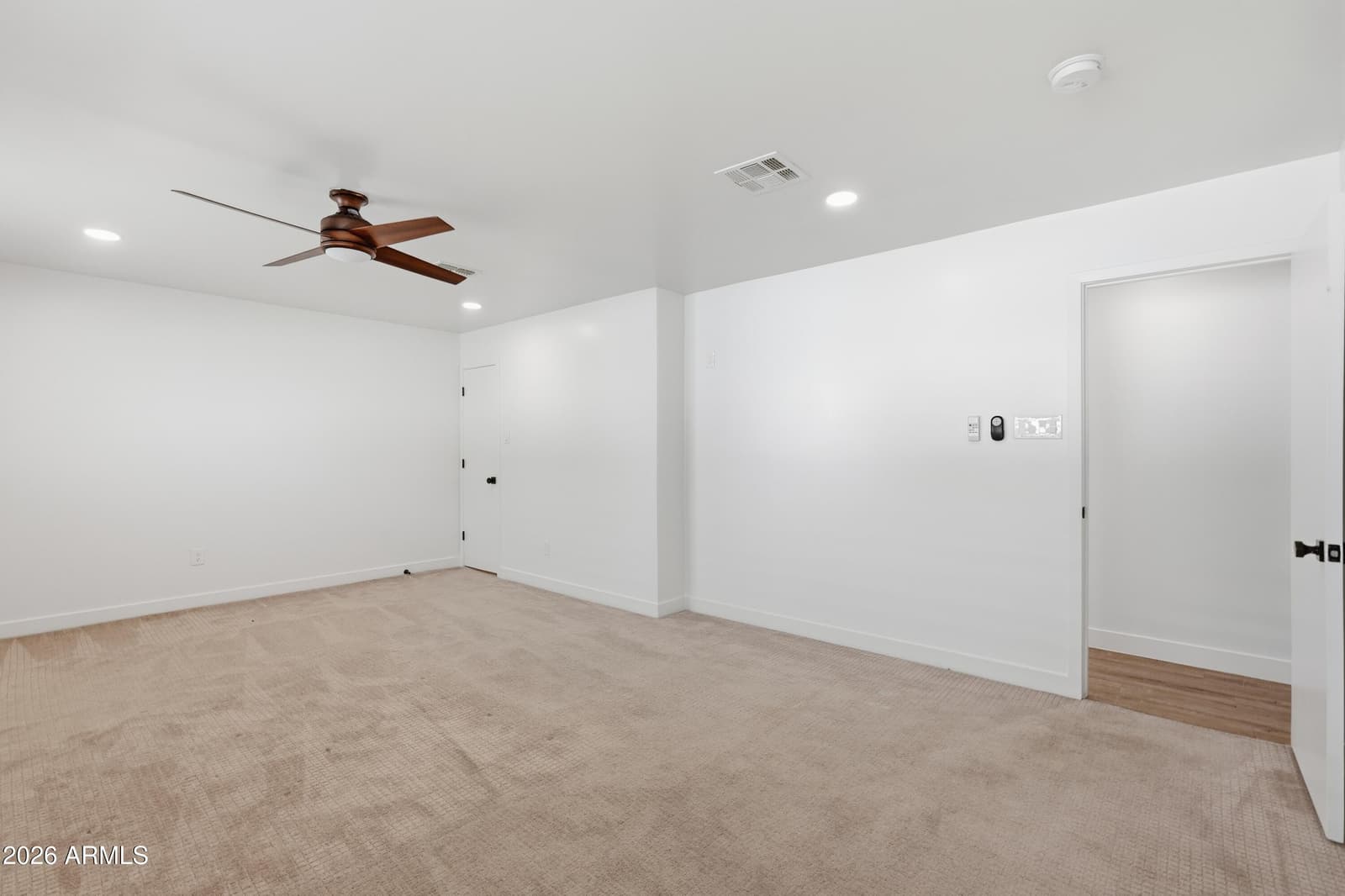 1 N Cottonwood Drive, Gilbert, AZ 85234 — photo 14 of 32