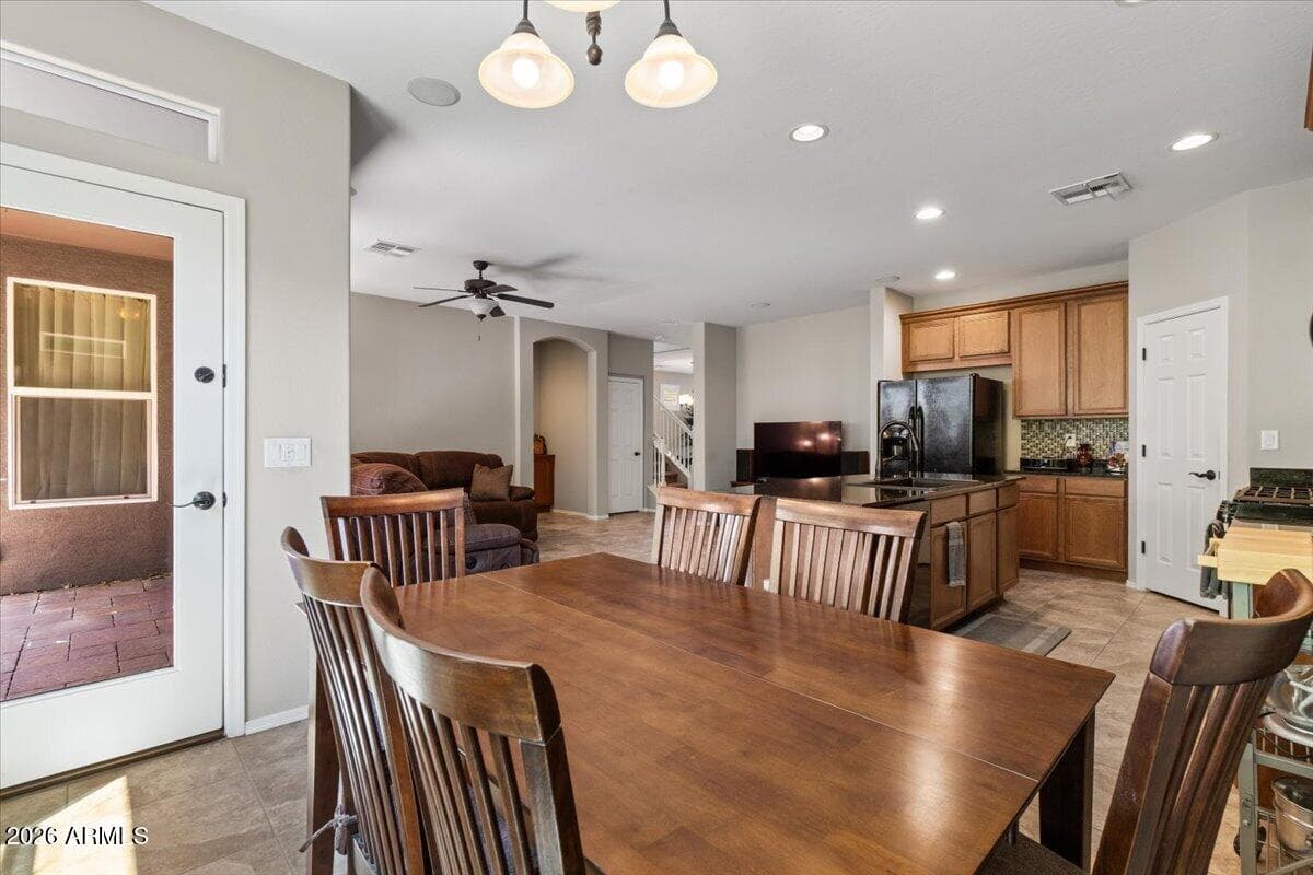 3451 E Amber Lane, Gilbert, AZ 85296 — photo 10 of 34
