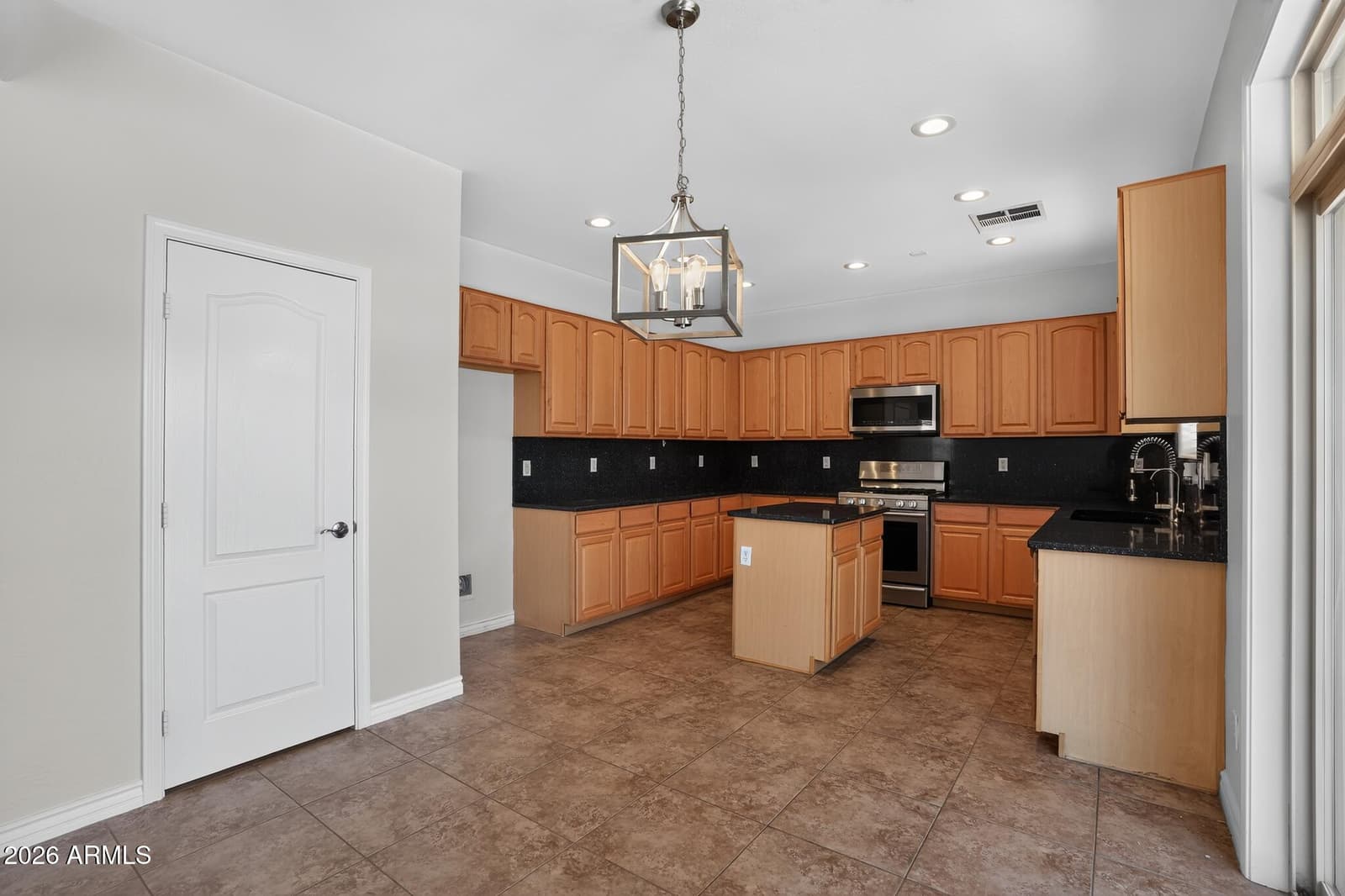 6909 W Carter Road, Laveen, AZ 85339 — photo 9 of 24