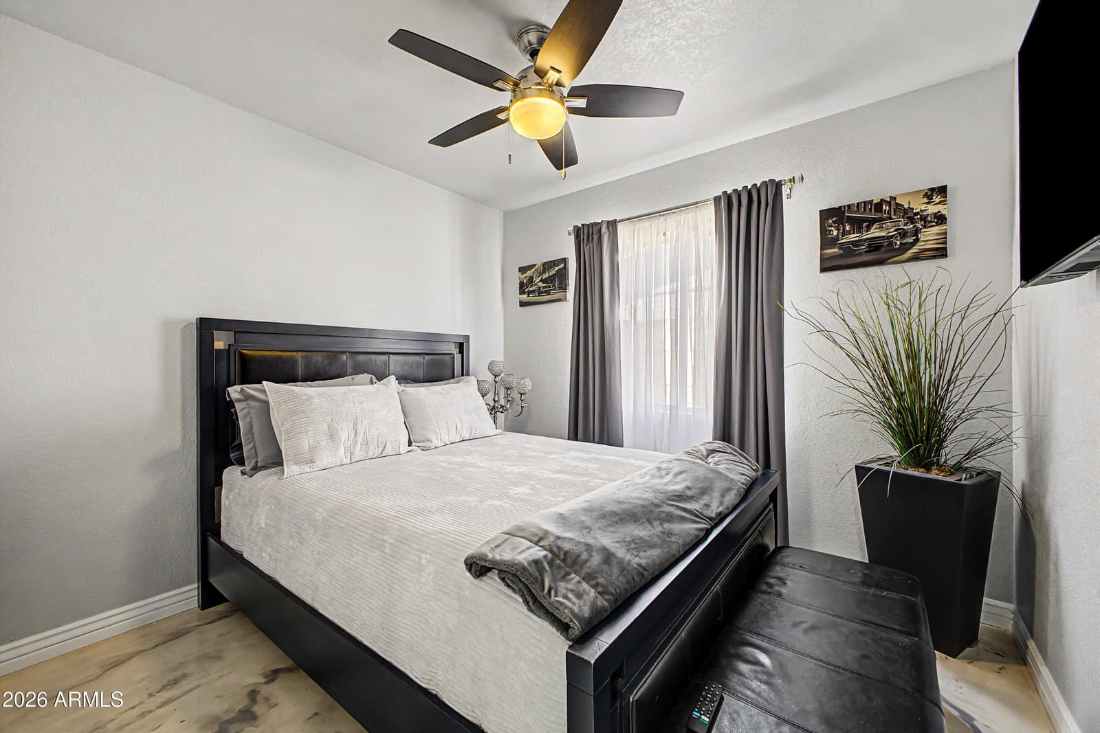 4301 N 81st Avenue, Phoenix, AZ 85033 — photo 9 of 17