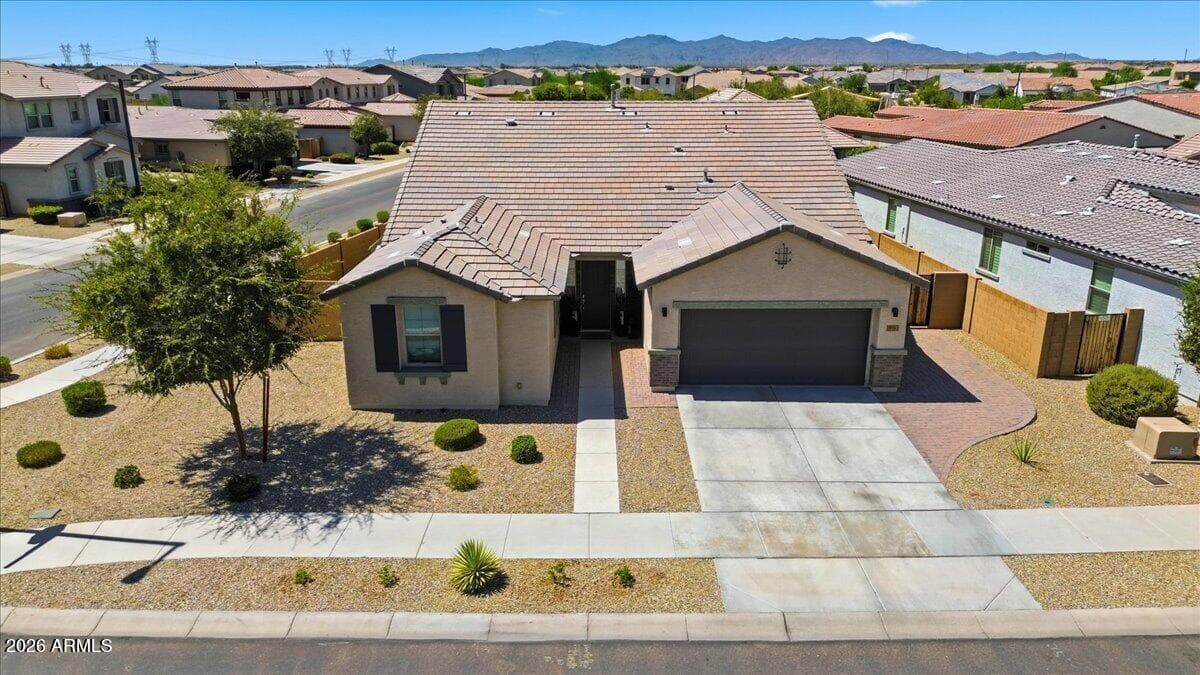 14195 W Faye Way, Surprise, AZ 85387 — photo 11 of 48