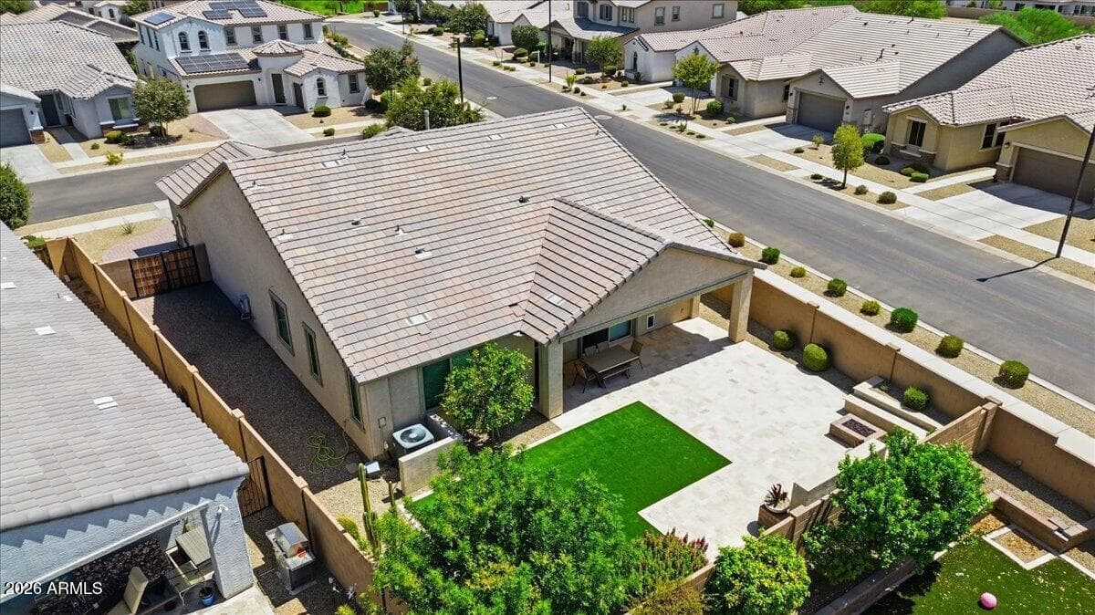 14195 W Faye Way, Surprise, AZ 85387 — photo 13 of 48