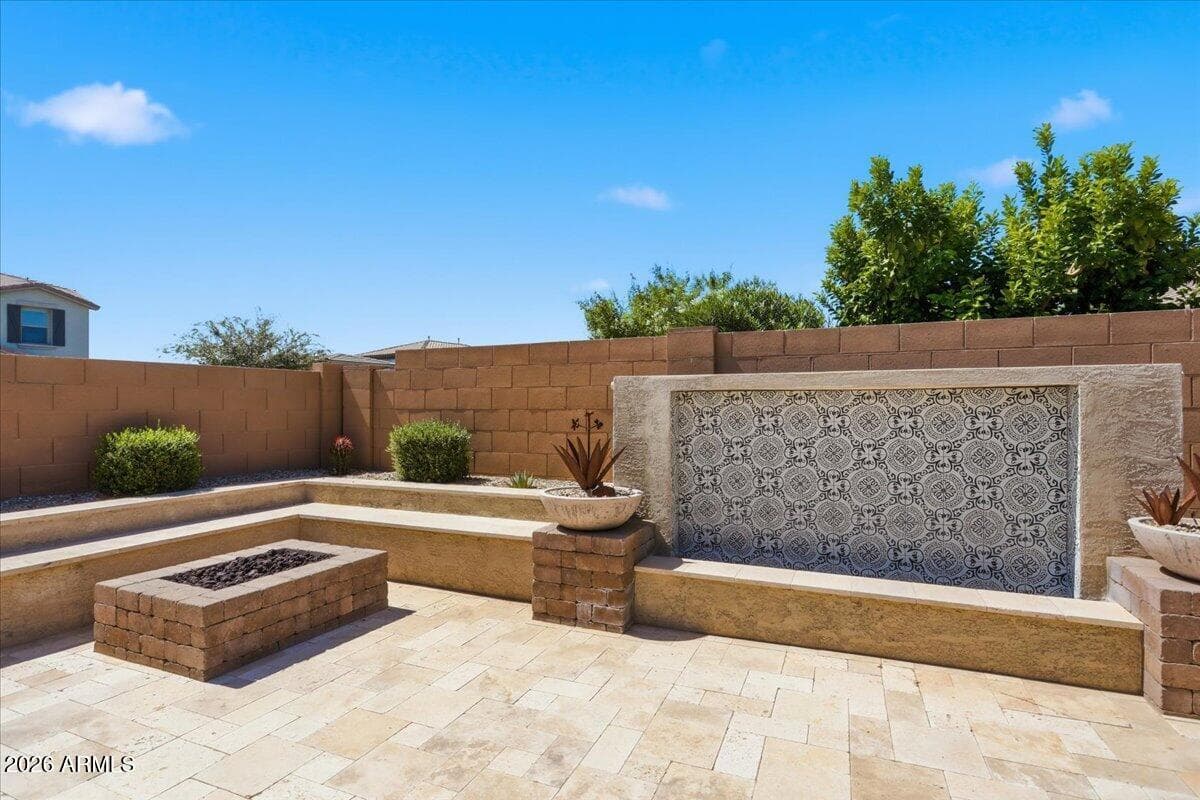 14195 W Faye Way, Surprise, AZ 85387 — photo 9 of 48