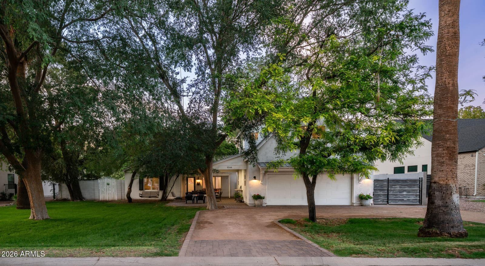 3244 E Weldon Avenue, Phoenix, AZ 85018 — photo 3 of 59