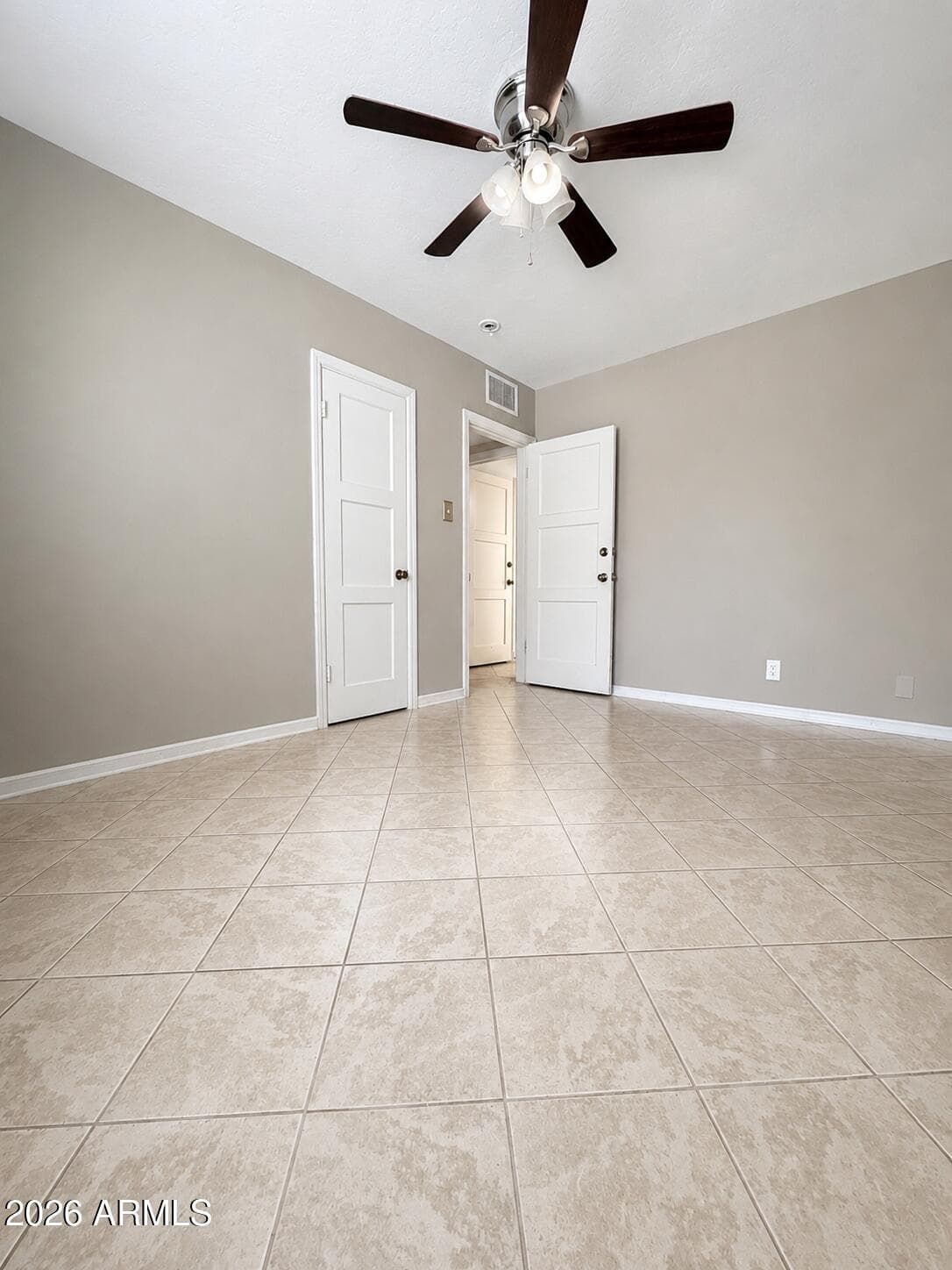 2206 N 15th Avenue, Phoenix, AZ 85007 — photo 10 of 16