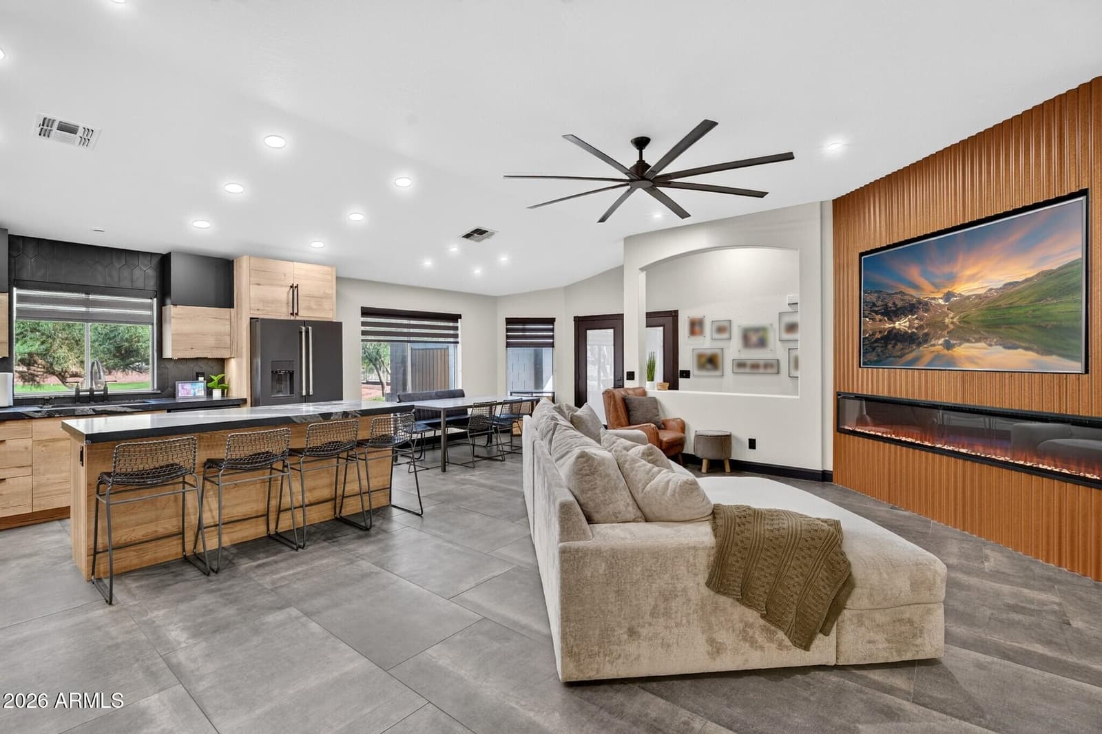 1921 E Siesta Lane, Phoenix, AZ 85024 — photo 9 of 42