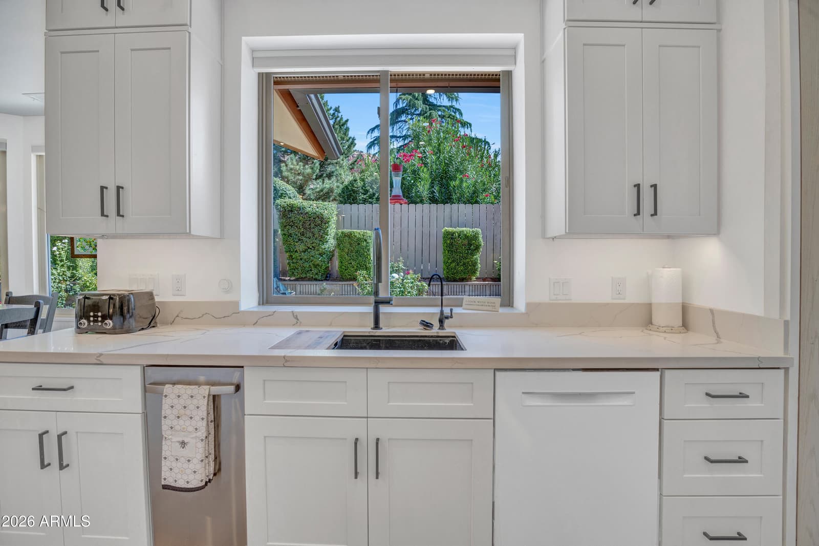 10 Sandrock Road, Sedona, AZ 86351 — photo 22 of 47