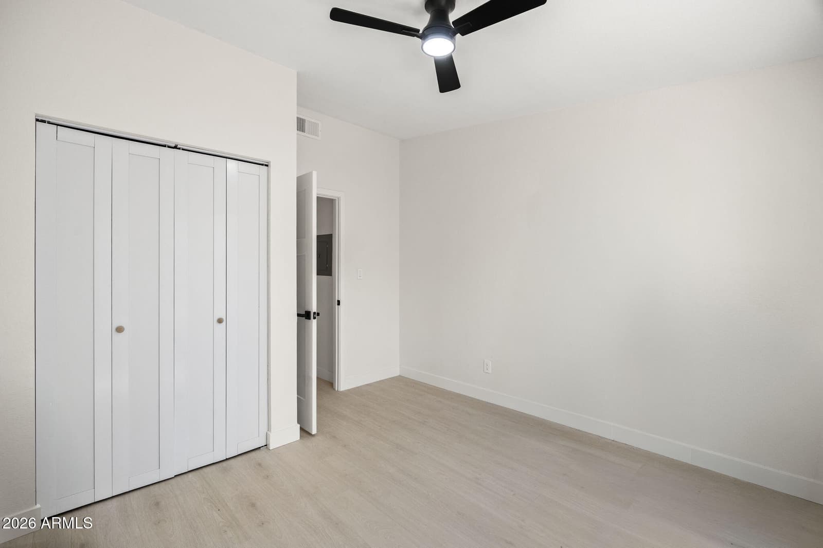 6230 N 33rd Avenue 105, Phoenix, AZ 85017 — photo 25 of 35