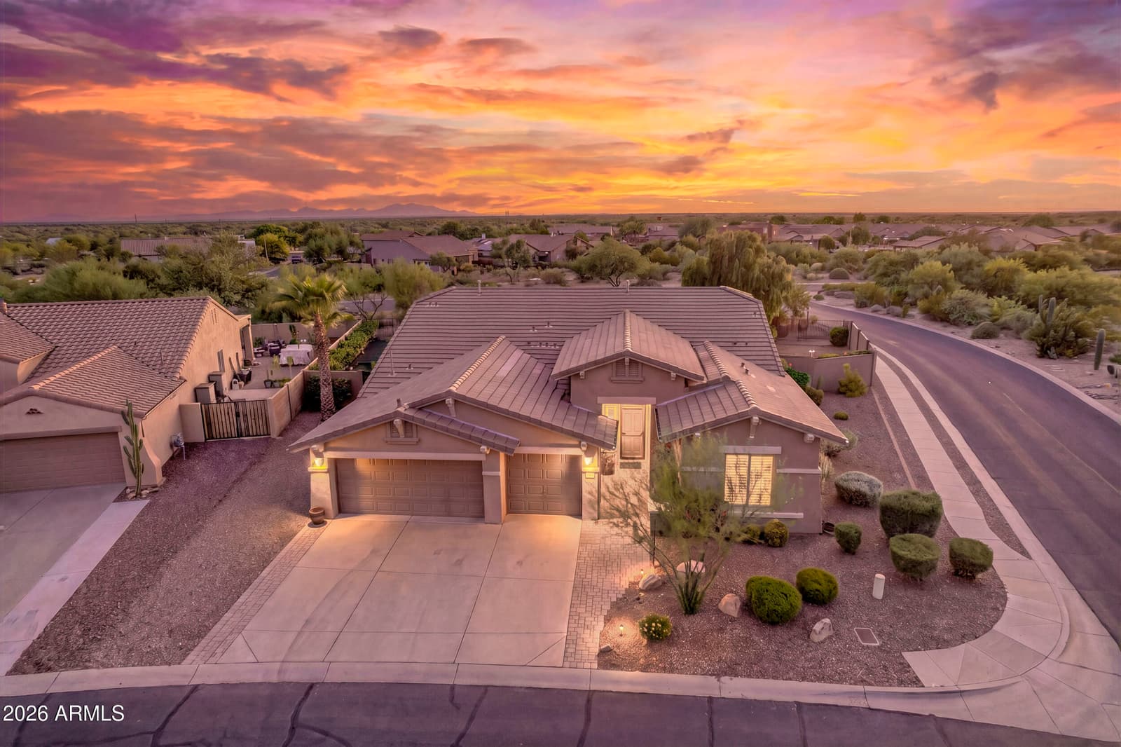 8348 S Lucky Seven Court, Gold Canyon, AZ 85118 — photo 2 of 24