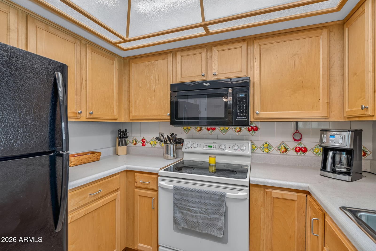 2032 W Meadow Drive, Phoenix, AZ 85023 — photo 21 of 51
